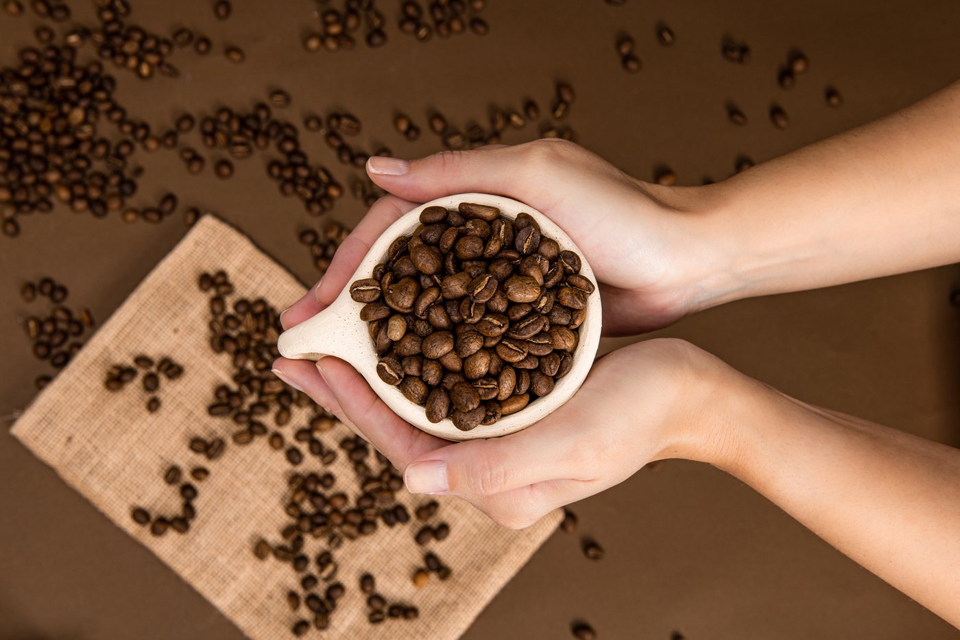 Granos de café tostados